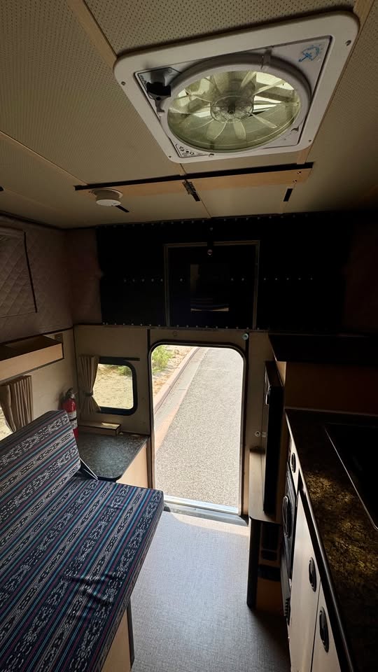 2023 Four Wheel Camper Grandby Ford F250 super duty xl in Grand Junction, CO (photo 10) — photo 10