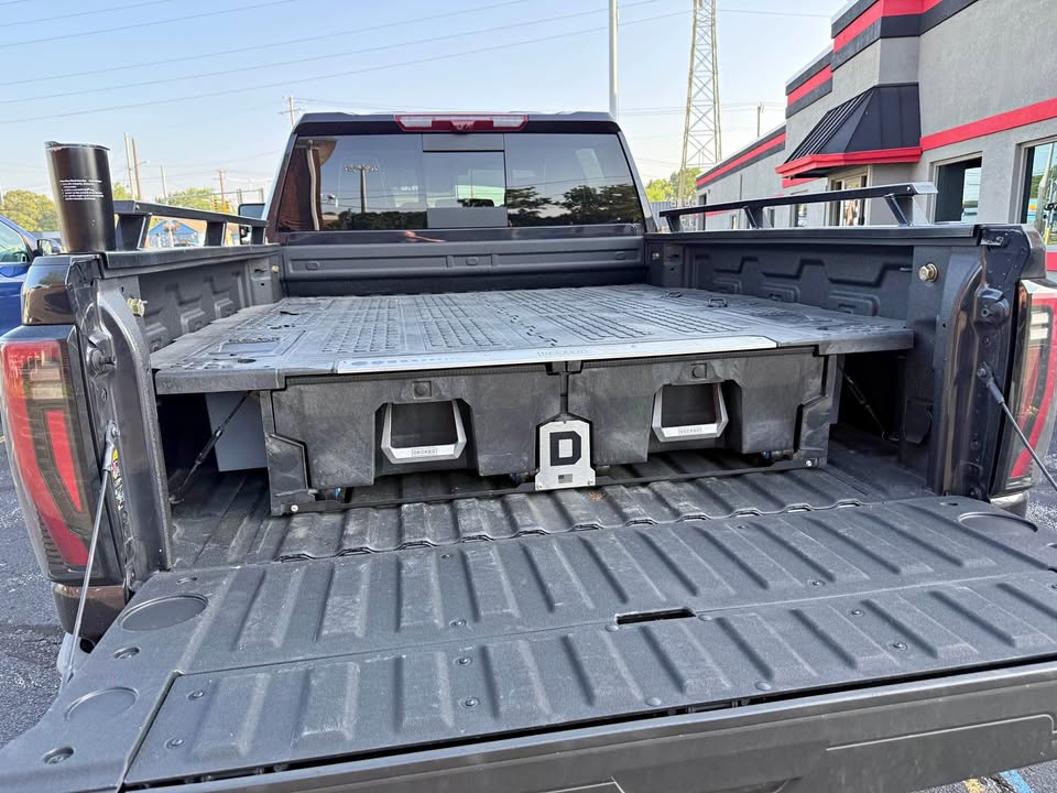 Decked drawer system GMC Chevy in Maumee, OH (photo 1) — photo 1