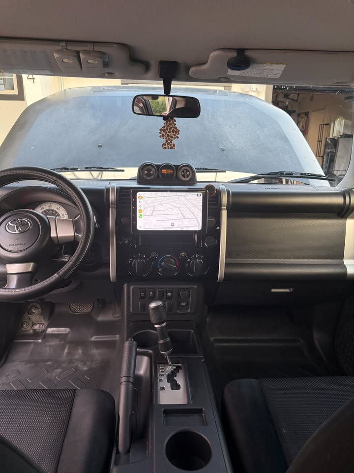 2008 Toyota FJ Cruiser · Sport Utility 2D in Concord, CA (photo 6)