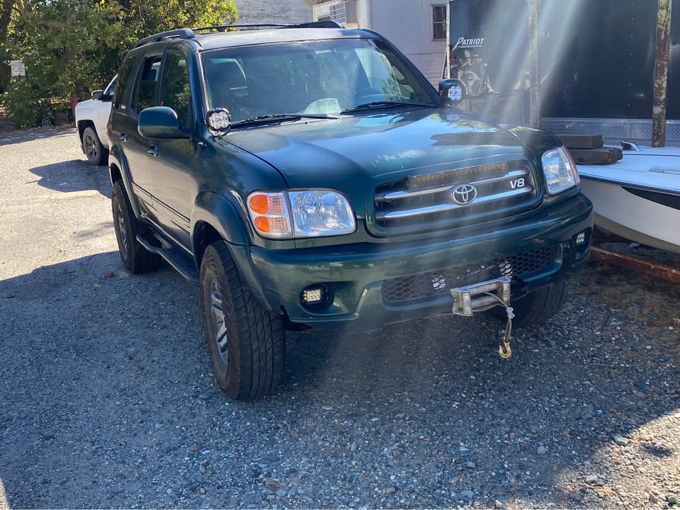 2003 Toyota Sequoia Limited 4WD in Nevada City, CA (photo 2) — photo 2
