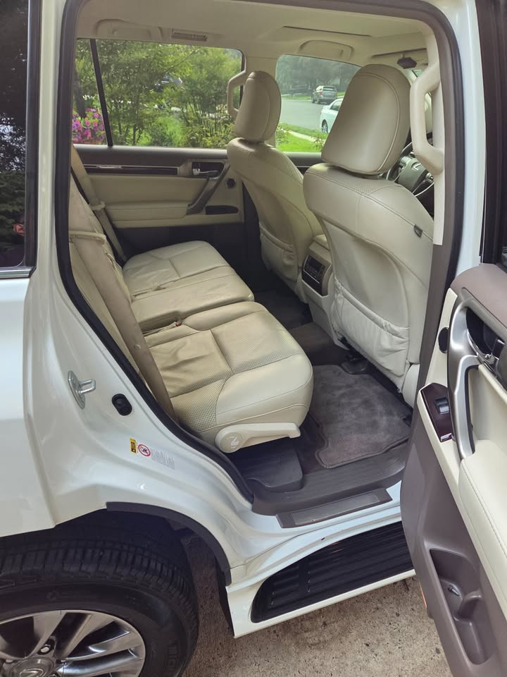 2015 Lexus GX 460 in Woodbridge, VA (photo 12) — photo 12