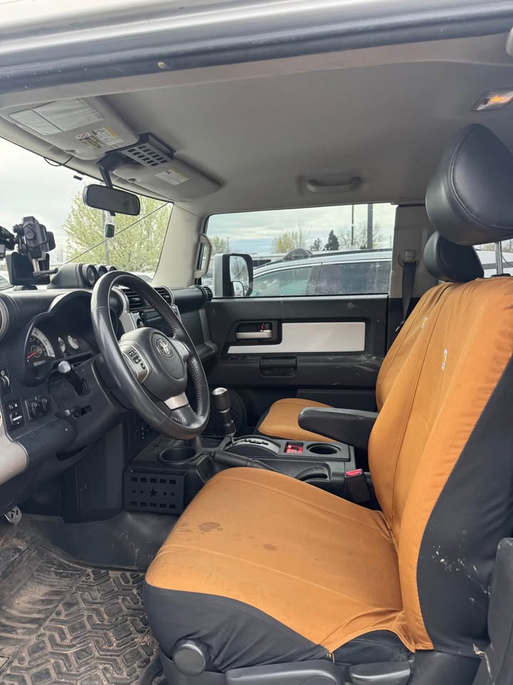 2007 Toyota FJ Cruiser · Sport Utility 2D in Boise, ID (photo 11)