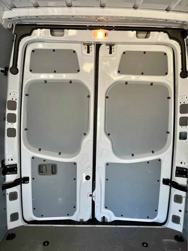 2018 Mercedes-Benz sprinter 2500 high roof 170” 4x4 in Denver, CO (photo 11)