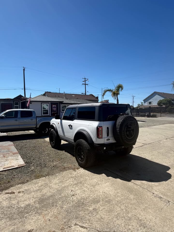 2021 Ford Bronco · Badlands Sport Utility 2D — photo 4