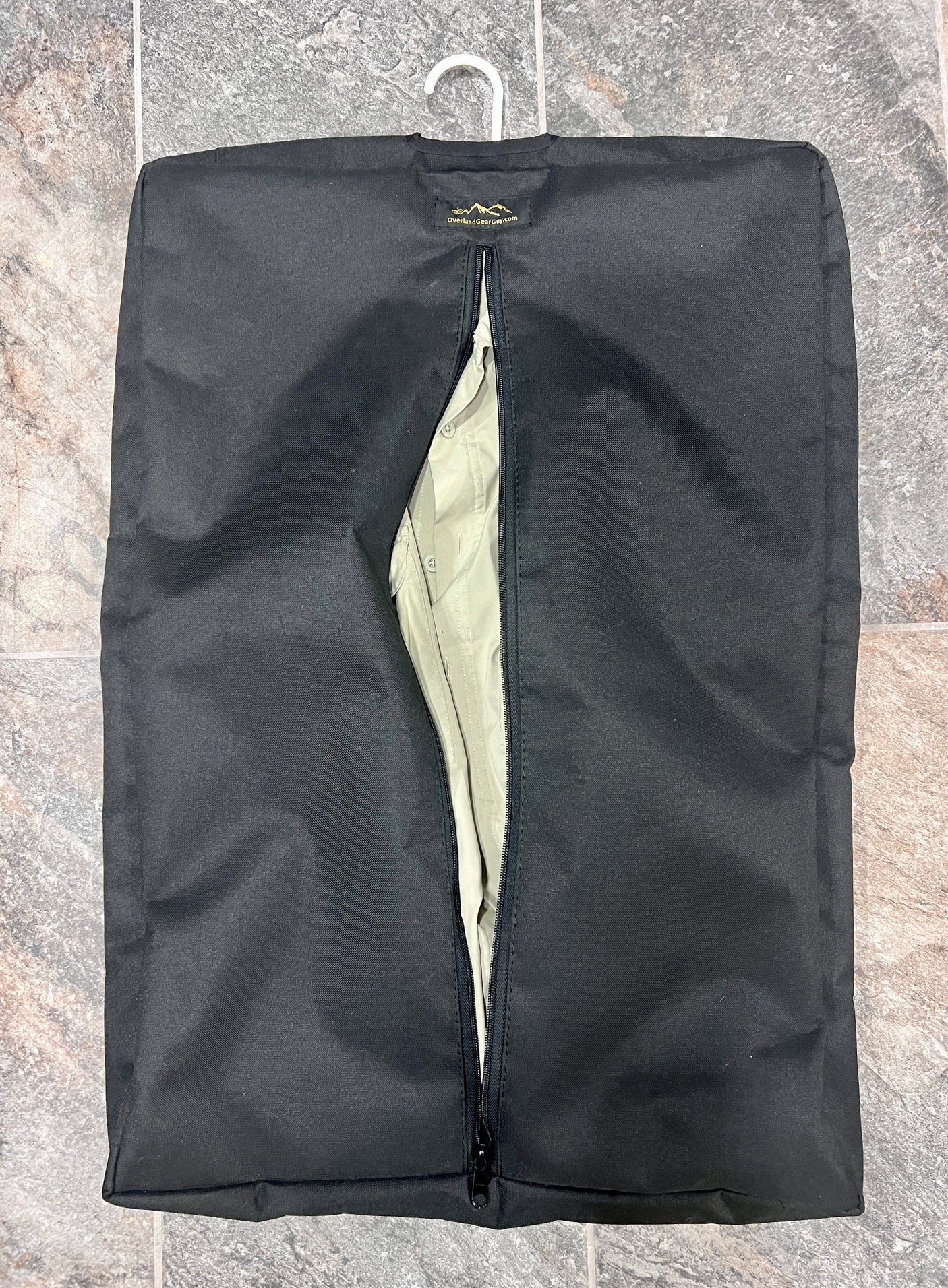 OGG Garmet Bag — Overland Gear Guy (photo 2)