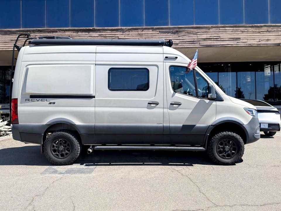 2023 WINNEBAGO REVEL 44E CLASS B MOTORHOME in Dublin, CA (photo 6) — photo 6