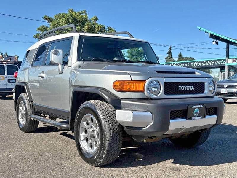 2012 Toyota FJ Cruiser in Portland, OR (photo 1) — photo 1
