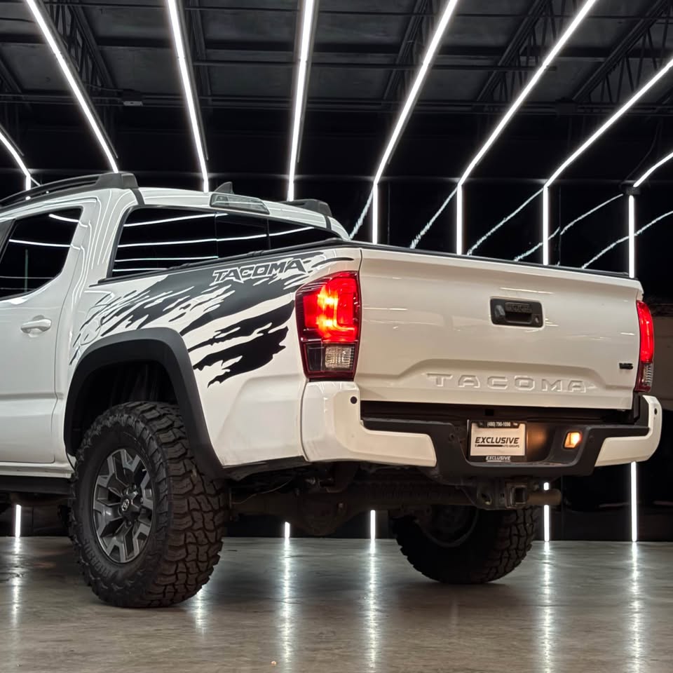 2019 Toyota Tacoma Double Cab · TRD Off-Road Pickup 4D 5 ft in Phoenix, AZ (photo 6)