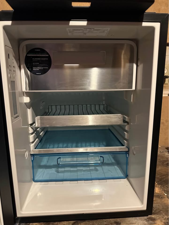 Dometic 12v Fridge/Freezer in South Lake Tahoe, CA (photo 2) — photo 2