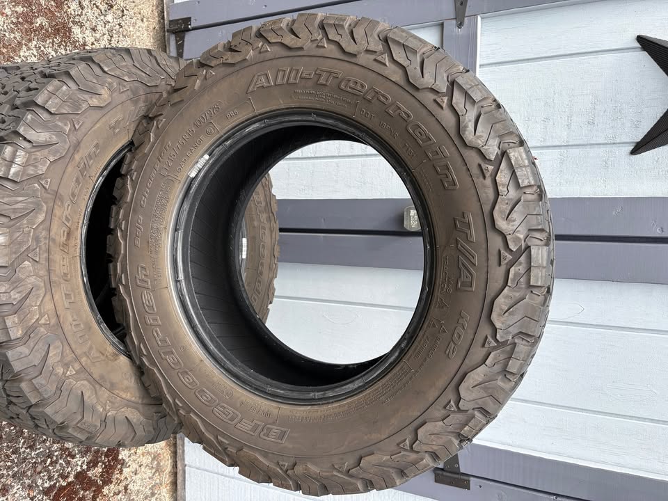 BFGoodrich KO2 215/75/R15 in Tacoma, WA (photo 2) — photo 2