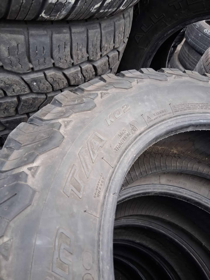 Bfgoody's all terrain ko2 275/65/20 in Spokane, WA (photo 5)