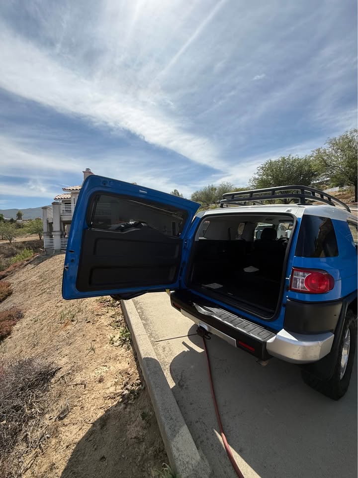 2007 Toyota FJ Cruiser · Base in Lakeside, CA (photo 10)