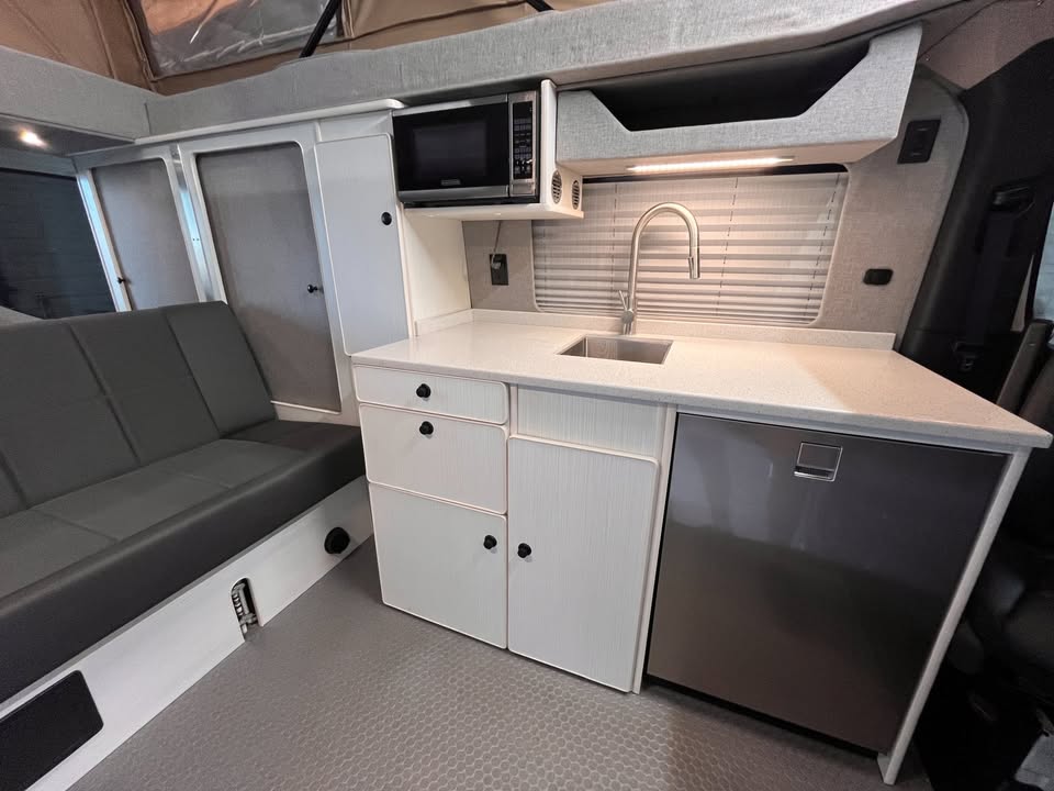 2023 Mercedes-Benz sprinter 144 sportsmobile pop top camper awd in Mesa, AZ (photo 5)