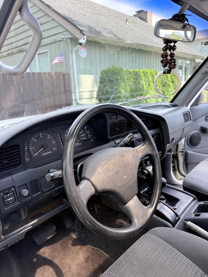 1991 Toyota Landcruiser · Sport Utility 4D in Everett, WA (photo 8) — photo 8