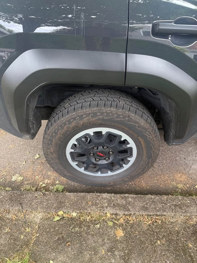 265/70/R18 6x5.5 Falken Wildpeak AT3Wa tires and rims and TPMS sensors — photo 3
