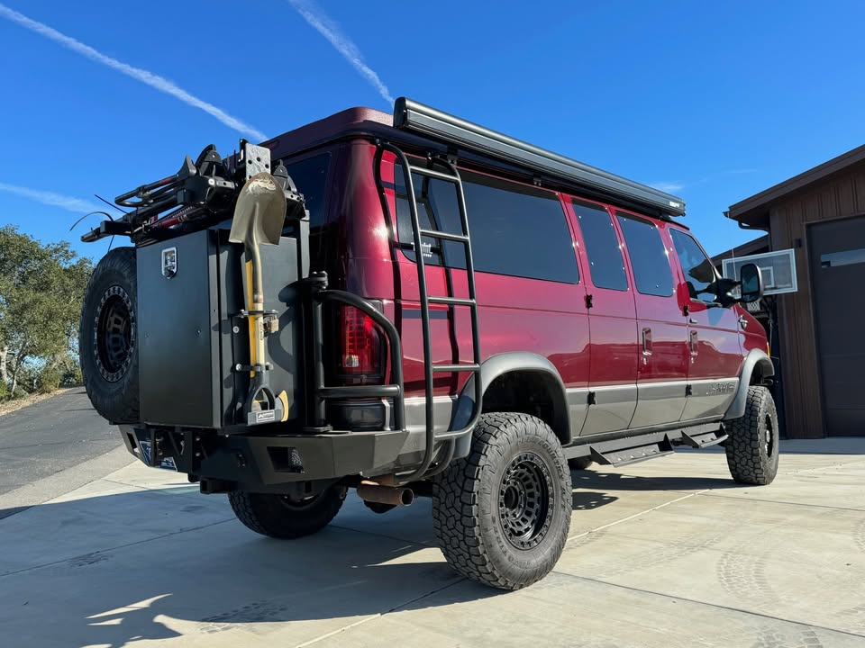 2005 Ford e350 chateau in Ennis, MT (photo 5) — photo 5