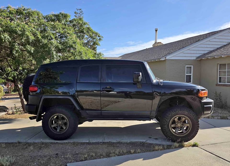 2007 Toyota FJ Cruiser in Albuquerque, NM (photo 1)