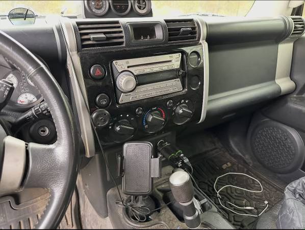 2007 Toyota FJ Cruiser · Sport Utility 2D in Rathdrum, ID (photo 6)