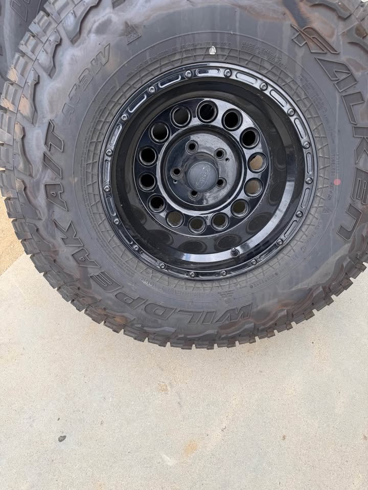 Jeep wheels 5x4.5(5x114.3mm) in San Diego, CA (photo 7)