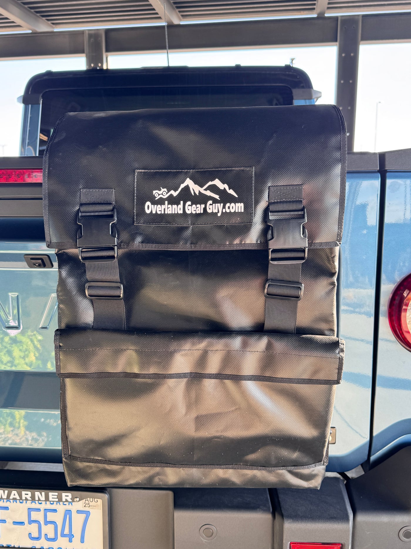 Tailgate Trash Bag Gladiator - Tacoma - Ram - Rivian -QuarterMaster — photo 16