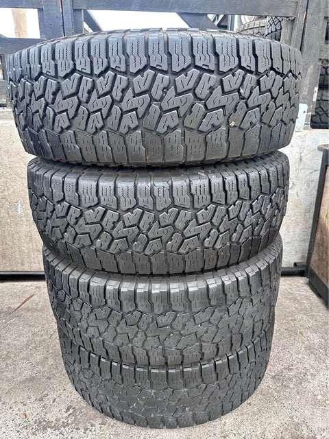 Falken wildpeak A/T 285/75R17