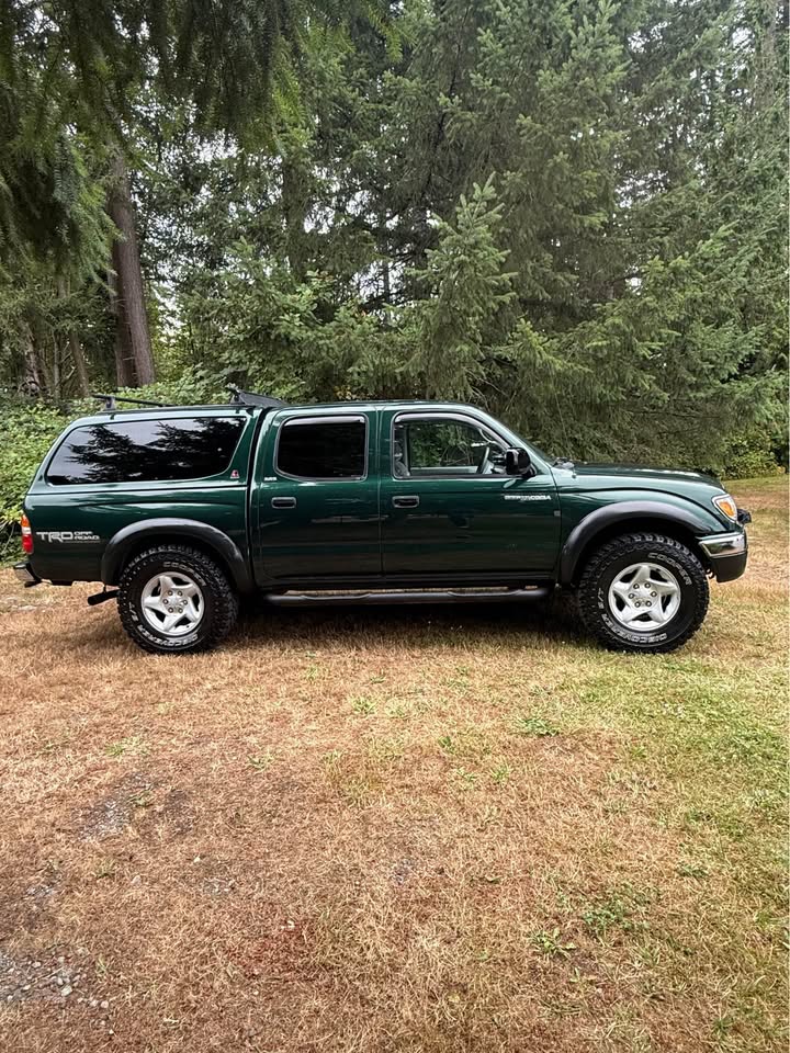2002 Toyota Tacoma Double Cab · SR5 4x4 3.4 V6 Rear-Diff Locker in Bonney Lake, WA (photo 7) — photo 7