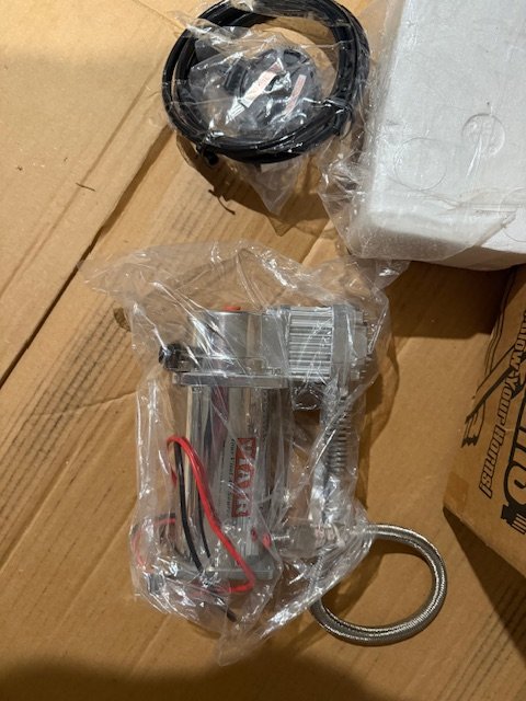 VIAIR 400C Compressor — photo 3