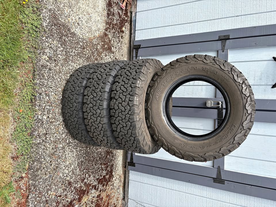 BFGoodrich KO2 215/75/R15 in Tacoma, WA (photo 1) — photo 1