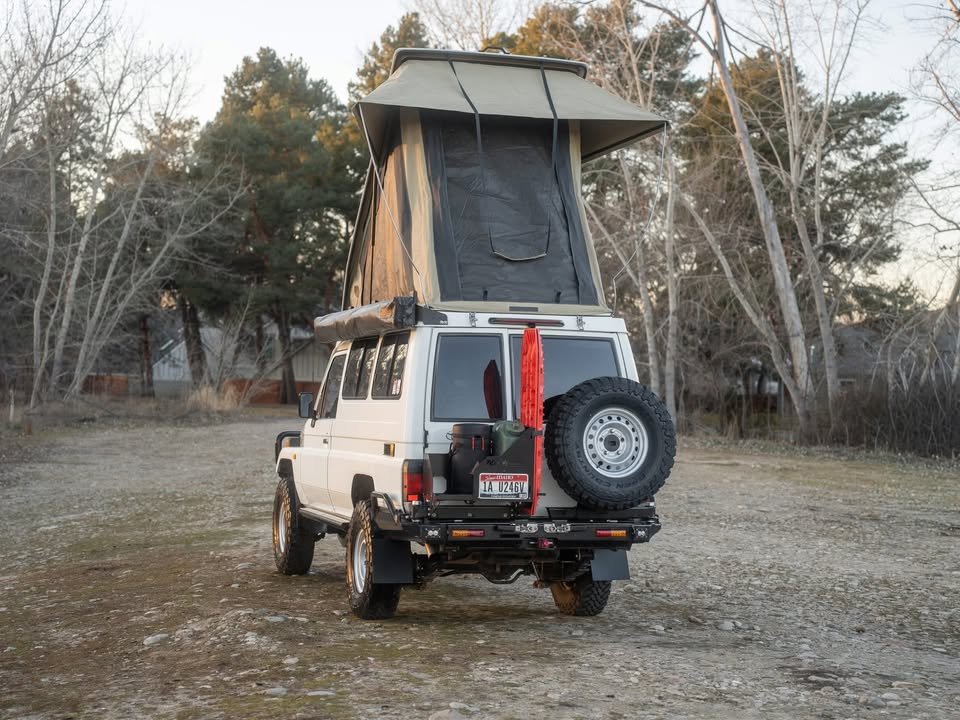 2000 Toyota land cruiser hzj78 troop carrier in Boise, ID (photo 5) — photo 5