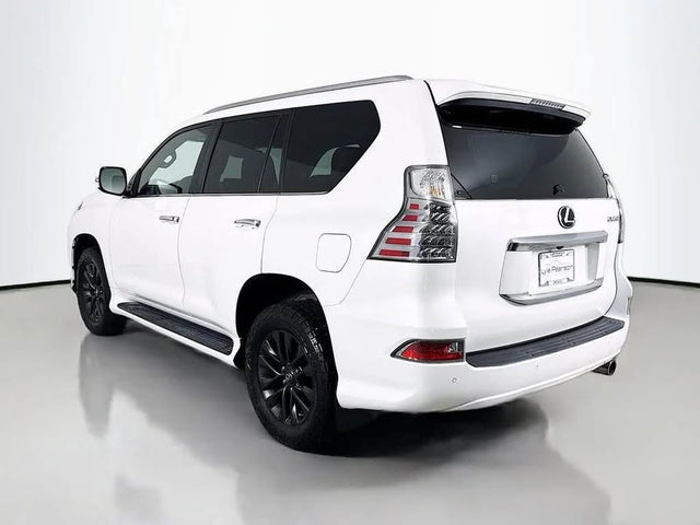 2022 Lexus GX · GX 460 Sport Utility 4D — photo 3