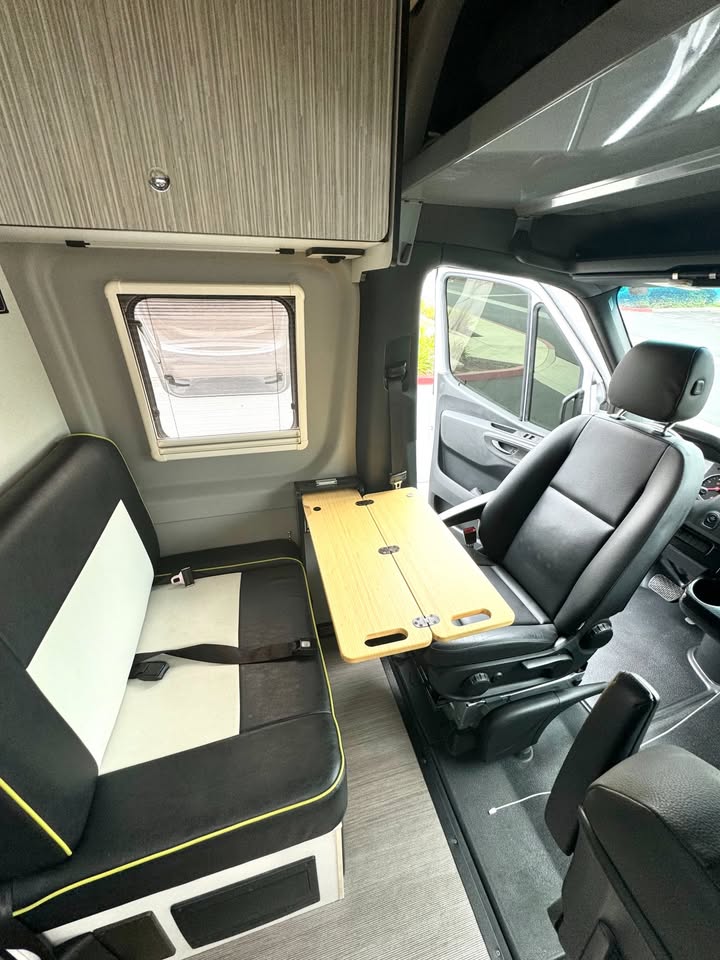 2020 Mercedes-Benz sprinter revel in Oceanside, CA (photo 8) — photo 8