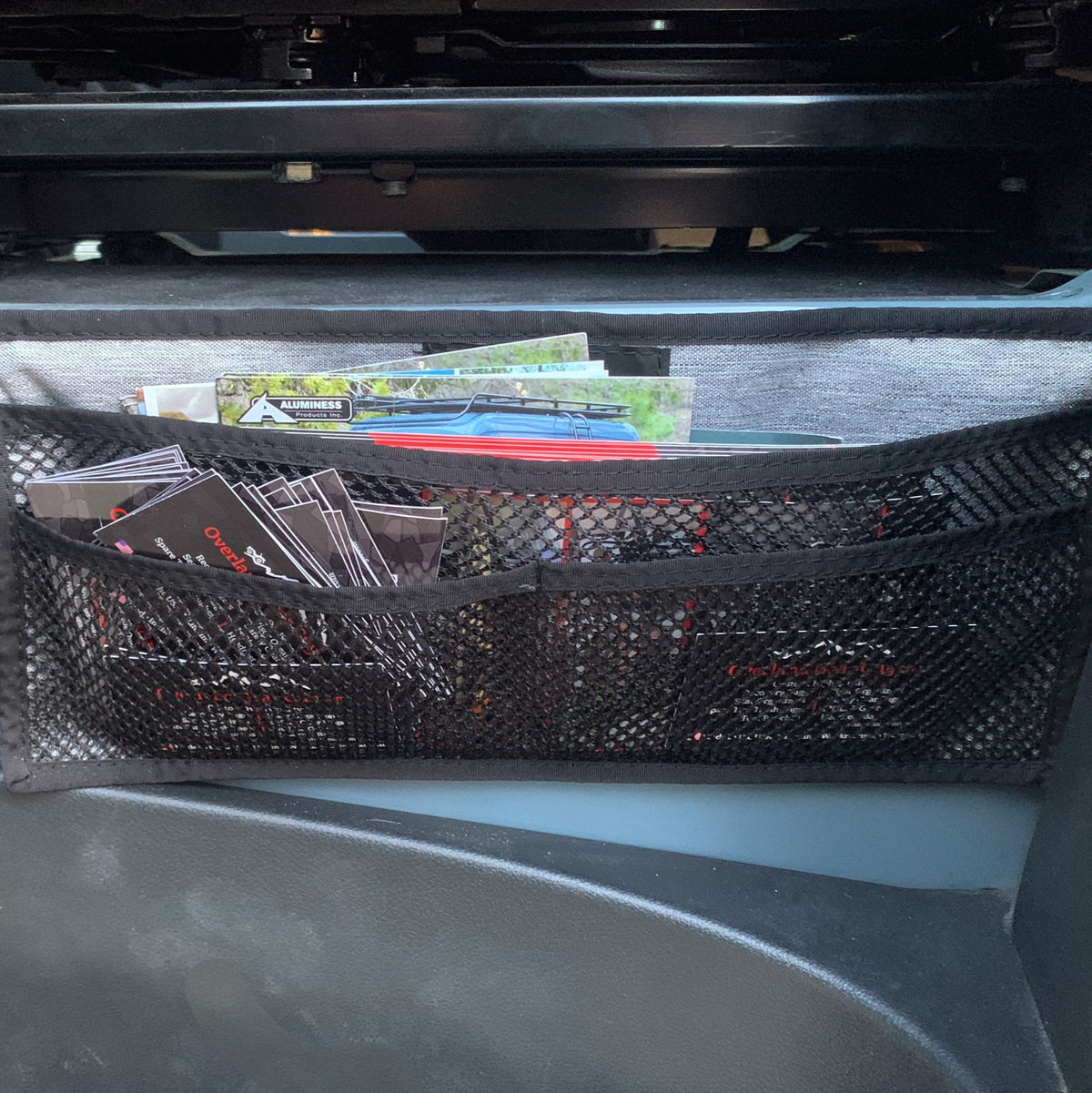 Magnetic Seat Base Organization Pouch — photo 1