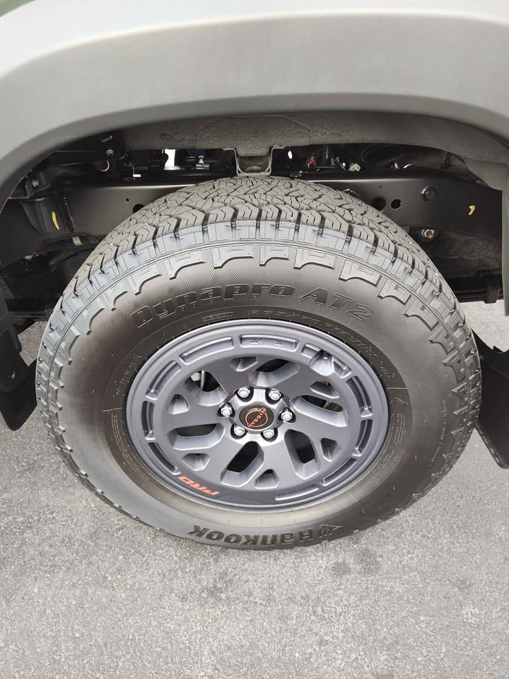 2025 Nissan Frontier Crew Cab · PRO-4X Pickup 4D 5 ft in Post Falls, ID (photo 9) — photo 9