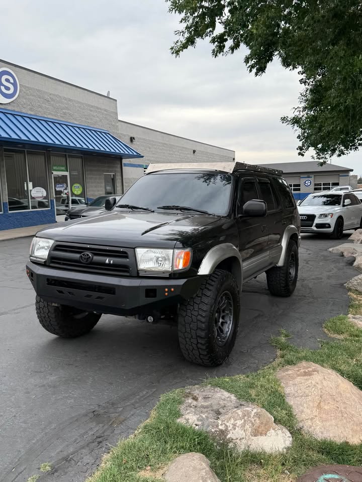 2000 Toyota 4Runner · Limited Sport Utility 4D in Bountiful, UT (photo 2) — photo 2