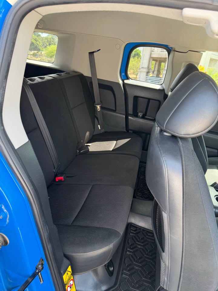 2007 Toyota FJ Cruiser · Base in Lakeside, CA (photo 7)