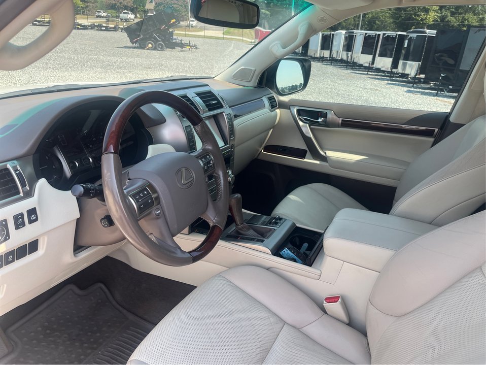 2017 Lexus GX 460 in Greensboro, NC (photo 9) — photo 9