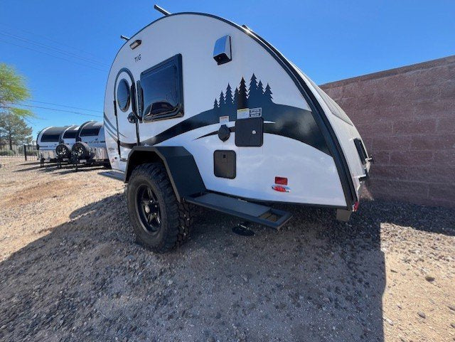 2026 Nu Camp tag xl boondock black canyon in Tucson, AZ (photo 3)