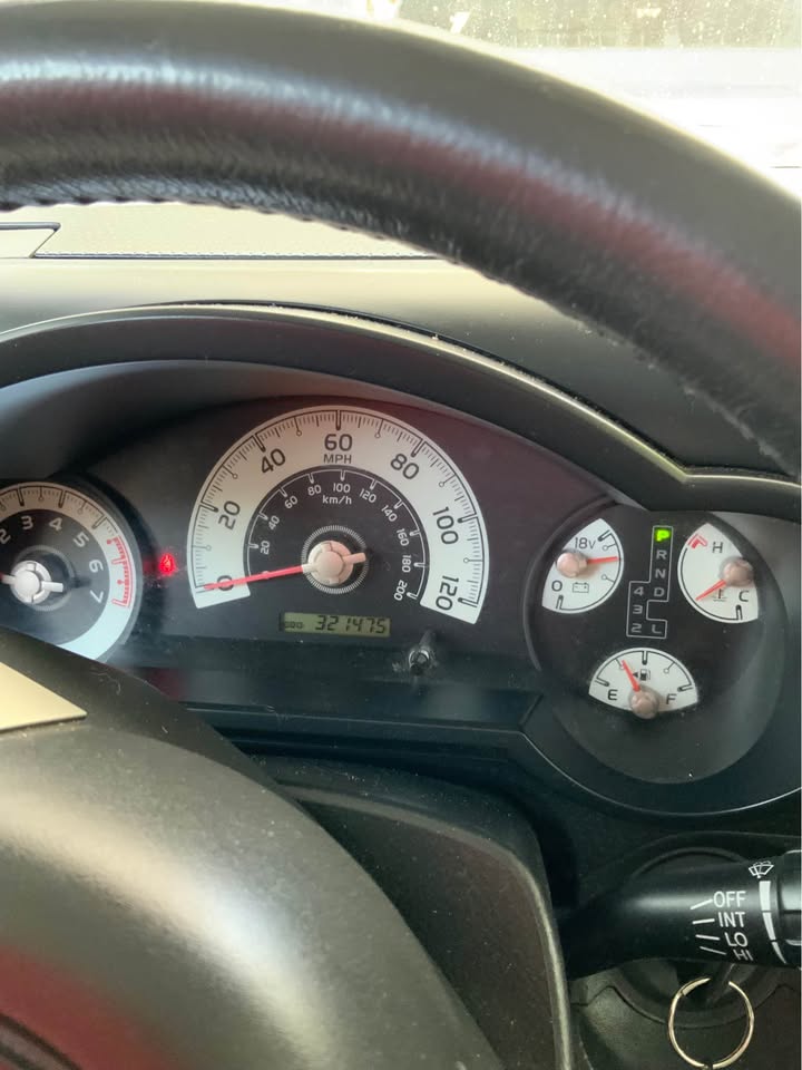 2007 Toyota FJ Cruiser · 2wD in Lakeside, CA (photo 6)