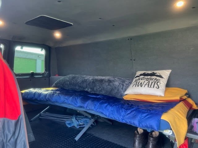 1999 Ford Econoline E350 Super Duty Cargo · Van in Spokane, WA (photo 6) — photo 6