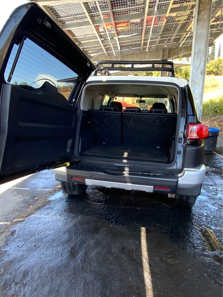 2007 Toyota FJ Cruiser · 2wD in Lakeside, CA (photo 2)