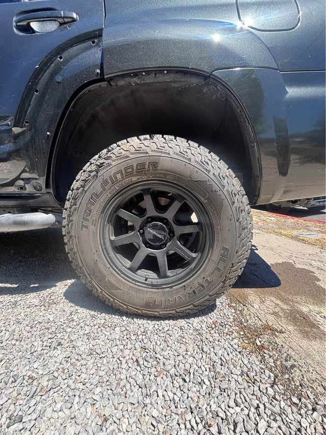2006 Toyota 4Runner · SR5 Sport Utility 4D — photo 3