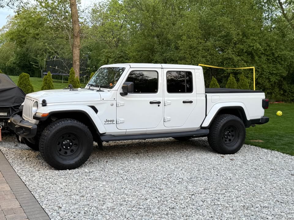 2021 Jeep Gladiator Overland in Countryside, IL (photo 9) — photo 9