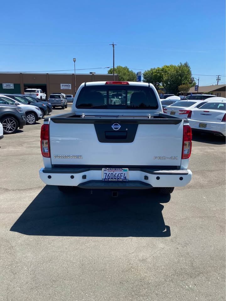 2018 Nissan Frontier · PRO-4X Pickup 4D 5 ft in Exeter, CA (photo 5) — photo 5