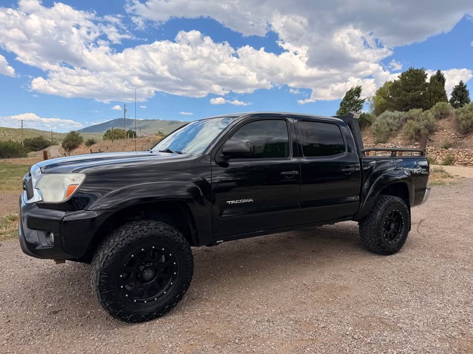 2015 Toyota Tacoma · TRD Off-Road Pickup 4D 5 ft in Espanola, NM (photo 2)