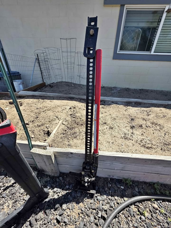 HI Lift jack in Reno, NV (photo 1) — photo 1