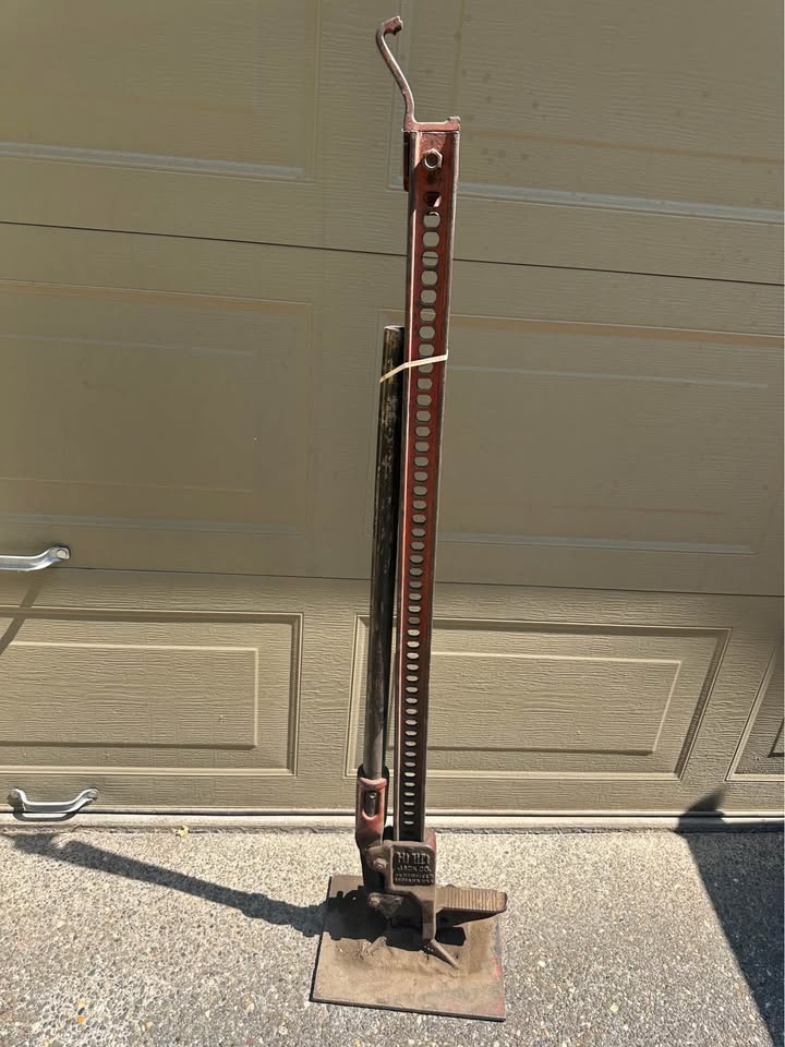 Hi-Lift Jack with steel stand in Hood River, OR (photo 4) — photo 4