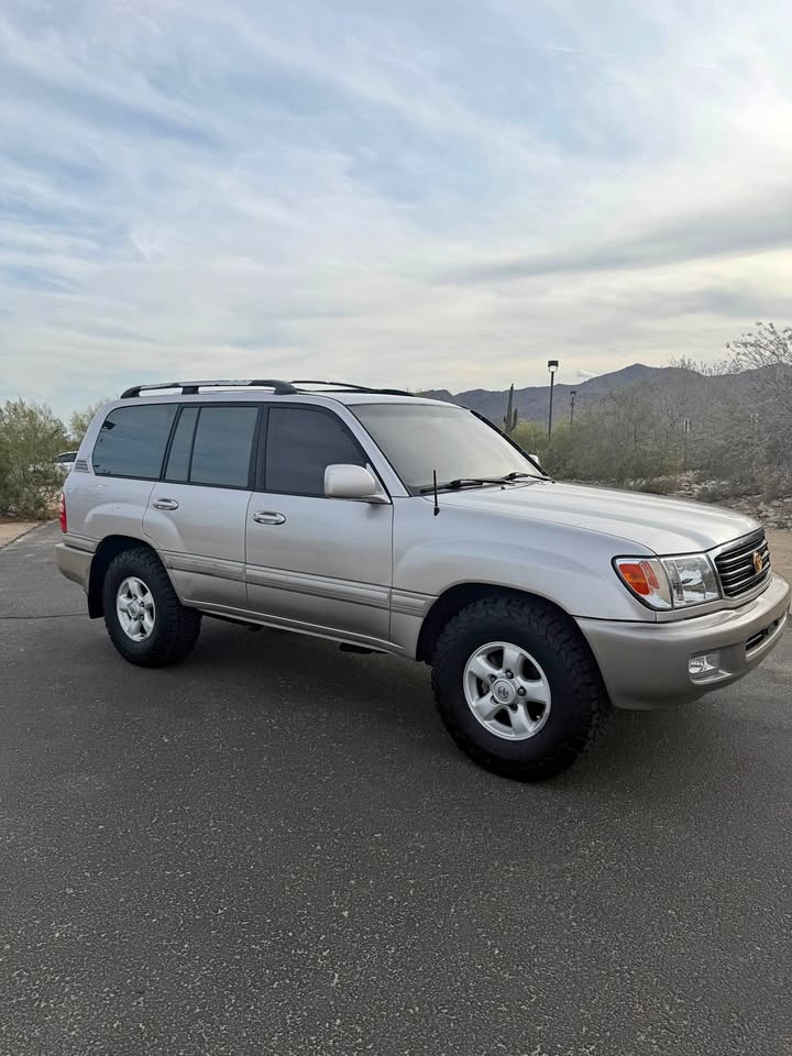 1998 Toyota Landcruiser · Sport Utility 4D in Surprise, AZ (photo 1) — photo 1