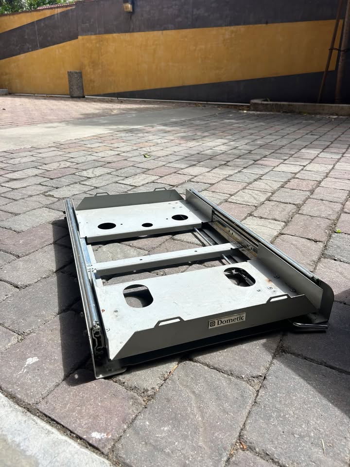 Dometic CFX40W in Emeryville, CA (photo 6) — photo 6