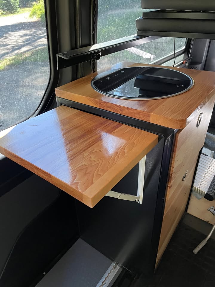 2019 AWD Mercedes Sprinter camper sprinter in Denver, CO (photo 5)