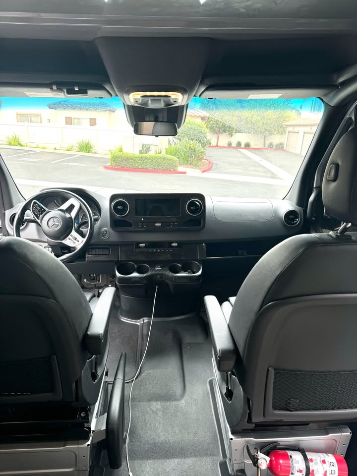 2020 Mercedes-Benz sprinter revel in Oceanside, CA (photo 6) — photo 6